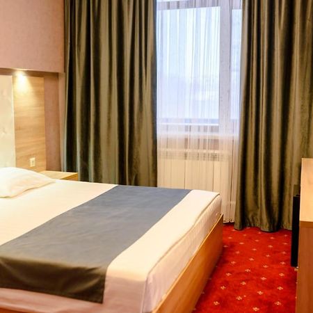 Sun Rise Inn Karaganda Bagian luar foto
