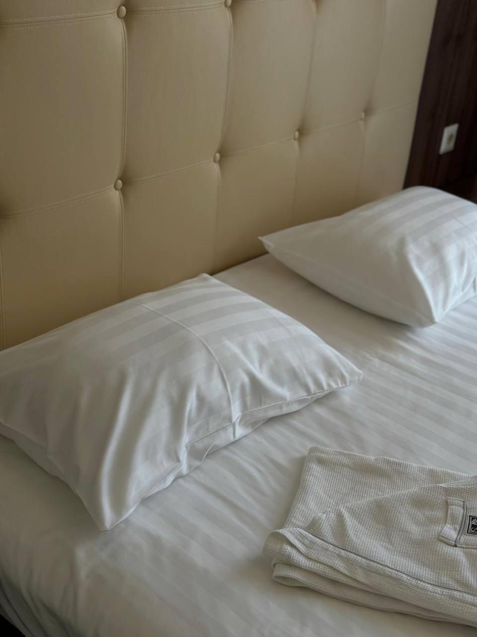 Sun Rise Inn Karaganda Bagian luar foto