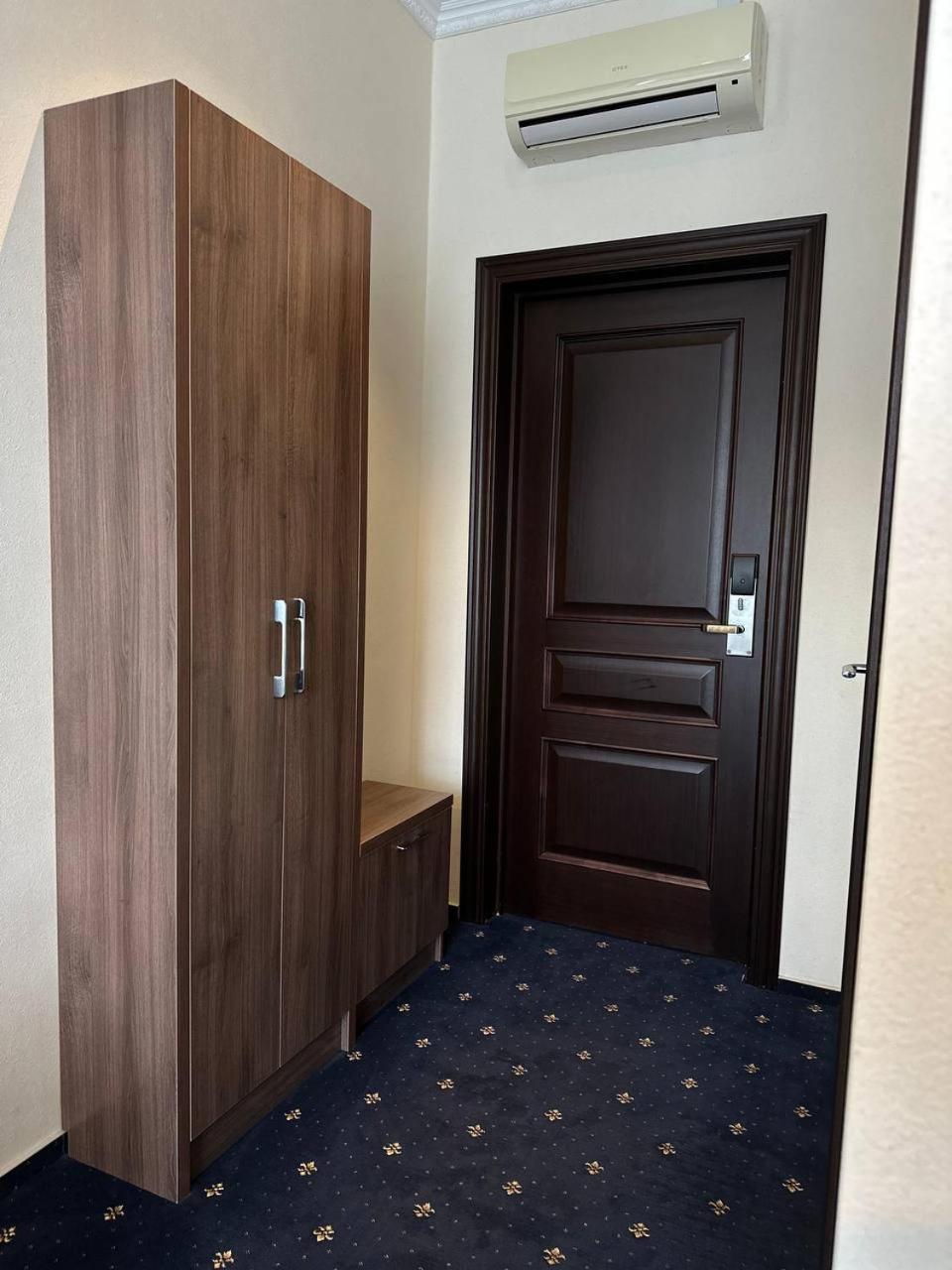 Sun Rise Inn Karaganda Bagian luar foto